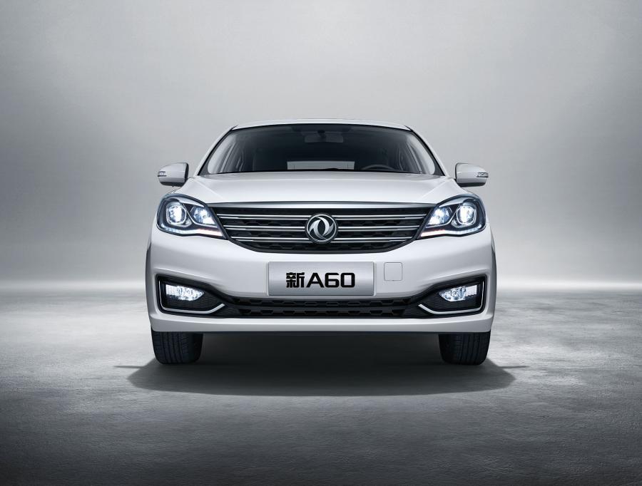  DongFeng Aeolus A60 2015 года  (фото 5 из 8)